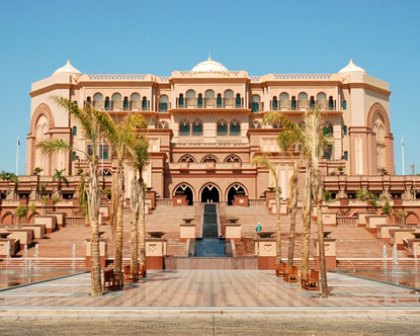 tour to Abu Dhabi