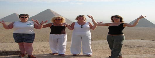 4 Priestesses Saquara 2005