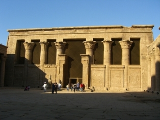 Kom Ombo & Edfu tour 